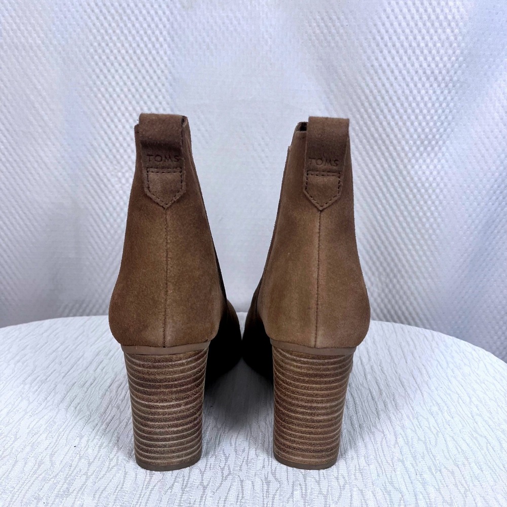 NIB: TOMS Noa Suede Wedge Booties Brown Tan Chelsea Ankle Boots Size 9 - Picture 6 of 10